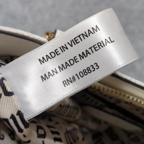 Juicy Couture Miss Juicy Satchel White Shoulder Bag - Picture 8 of 11